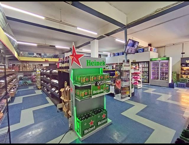 890M² BUILDING FOR SALE IN MELVILLE